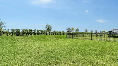 $439,900 | 17119 Barnwood Place, Lakewood Ranch, FL 34211