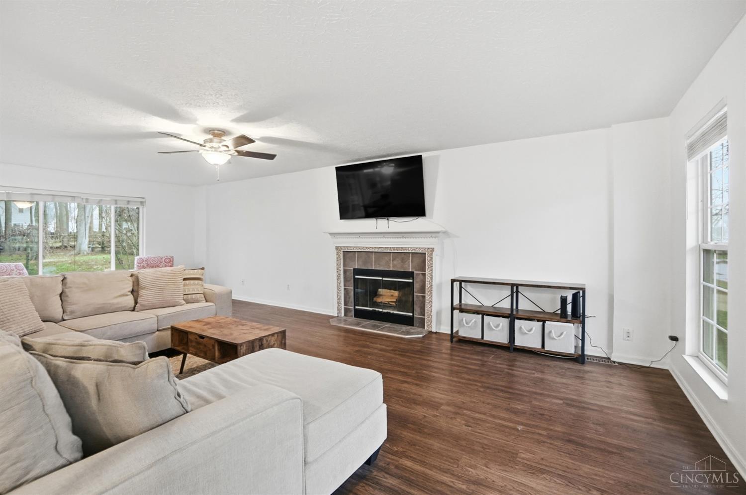 1530 Creekside Road Amelia, OH 45102 - Photo 4 of 30
