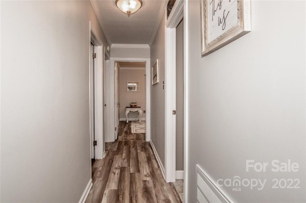 406 Fieldstone Road Mooresville, NC 28115 - Photo 41 of 43 a view of a hallway with a room