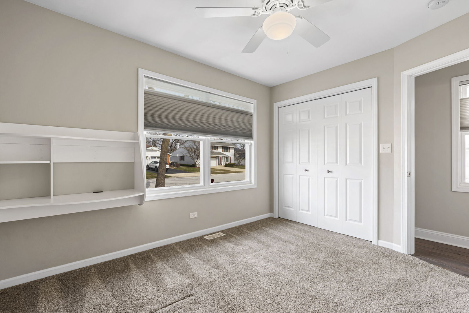 61 Avon Road Elk Grove Village, IL 60007 - Photo 21 of 41