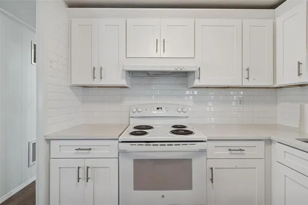 $149,000 | 678 Mt Madison Avenue Northeast, Unit 661, St. Petersburg, FL 33702