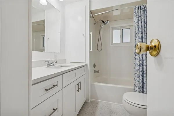 $149,000 | 678 Mt Madison Avenue Northeast, Unit 661, St. Petersburg, FL 33702