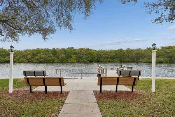 $149,000 | 678 Mt Madison Avenue Northeast, Unit 661, St. Petersburg, FL 33702