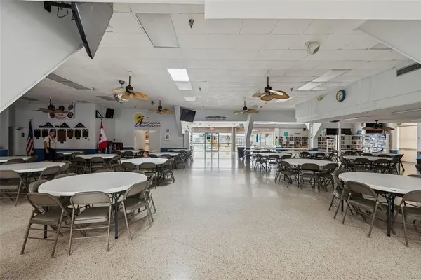 $149,000 | 678 Mt Madison Avenue Northeast, Unit 661, St. Petersburg, FL 33702
