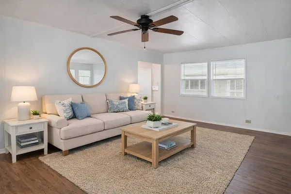 $149,000 | 678 Mt Madison Avenue Northeast, Unit 661, St. Petersburg, FL 33702