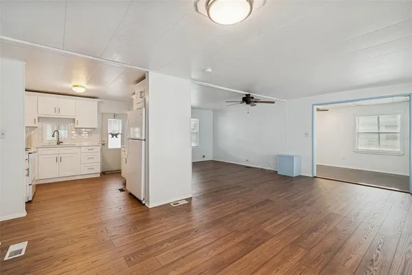 $149,000 | 678 Mt Madison Avenue Northeast, Unit 661, St. Petersburg, FL 33702