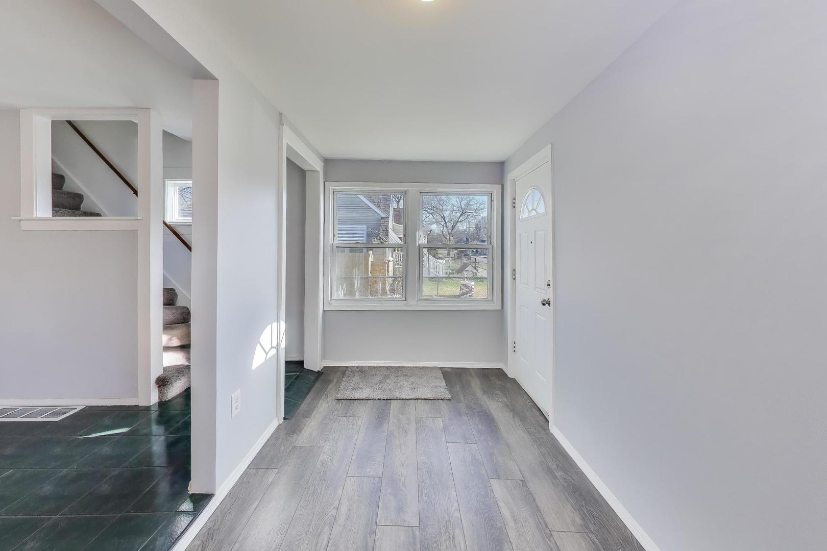 764 2nd Avenue Aurora, IL 60505 - Photo 12 of 31