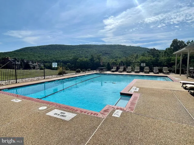 $269,000 | 14200 Northern Lights Drive, Unit 34, Mercersburg, PA 17236