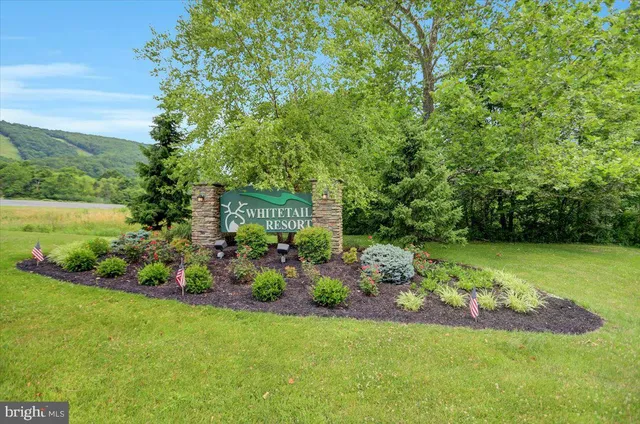 $269,000 | 14200 Northern Lights Drive, Unit 34, Mercersburg, PA 17236