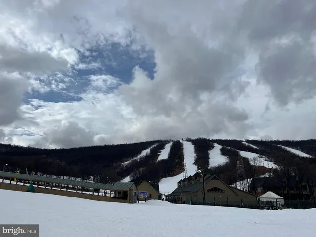 $269,000 | 14200 Northern Lights Drive, Unit 34, Mercersburg, PA 17236