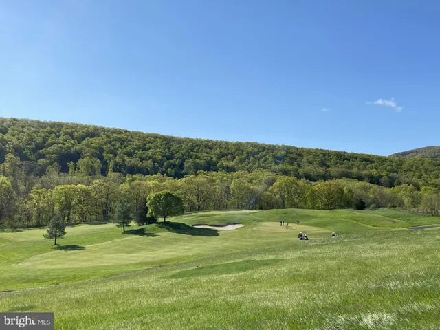 $269,000 | 14200 Northern Lights Drive, Unit 34, Mercersburg, PA 17236