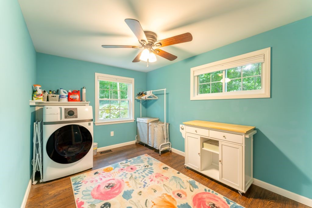 25 Hickory Lane Westerly, RI 02891 - Photo 22 of 32 4th bedroom/This is a washer and dryer, hook ups in lower level as well.