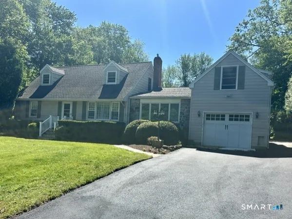 $799,000 | 14 Peters Road, Trumbull, CT 06611