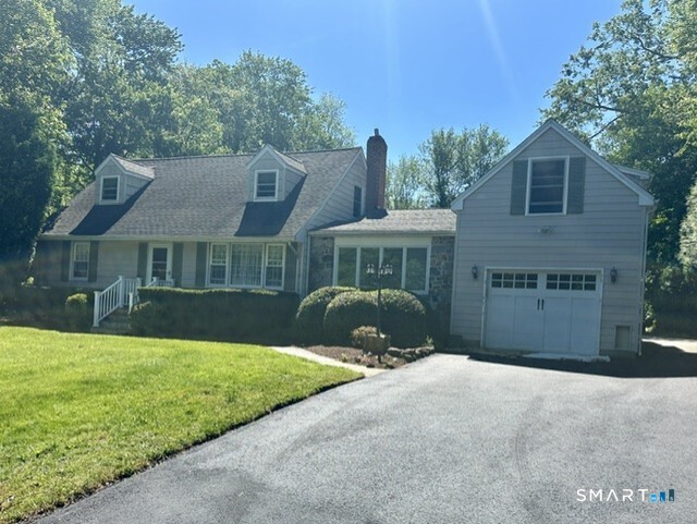 14 Peters Road Trumbull, CT 06611 - Photo 1 of 6