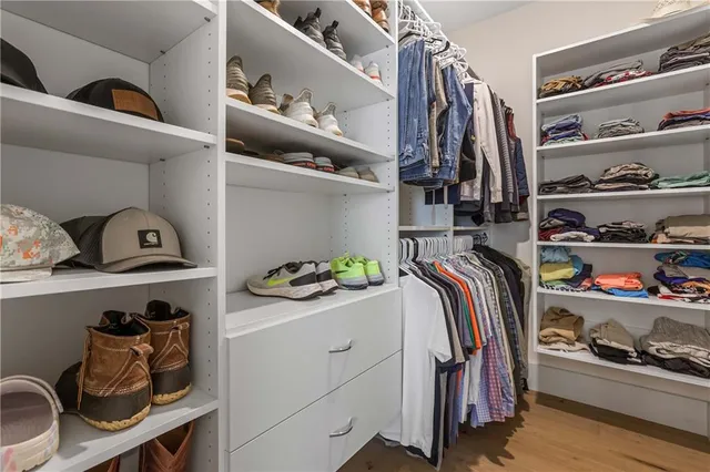 $2,100,000 | 3654 London Road, Atlanta, GA 30341