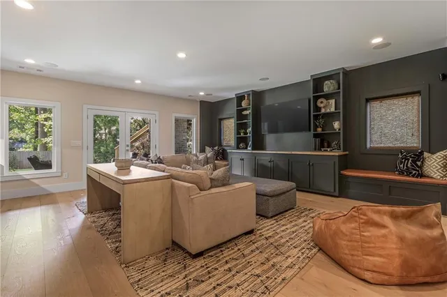 $2,100,000 | 3654 London Road, Atlanta, GA 30341