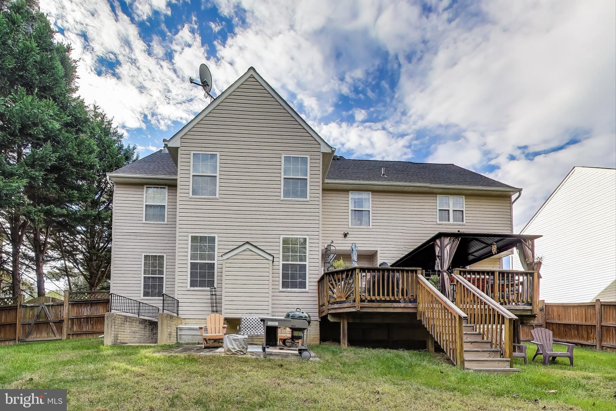 2323 Springdale Lane Waldorf, MD 20603 - Photo 49 of 51 a front view of house with yard