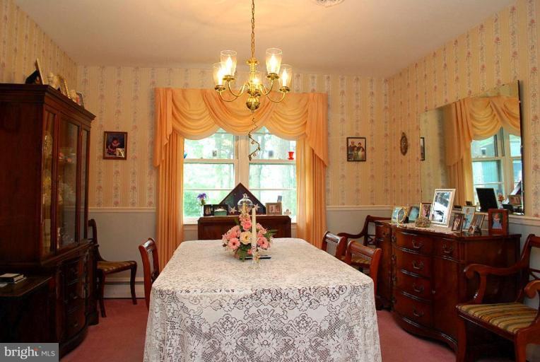 505 Rolling Rd. Catonsville, MD 21228 - Photo 18 of 22 Dining Room