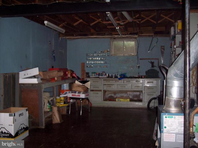 505 Rolling Rd. Catonsville, MD 21228 - Photo 4 of 22 Workshop