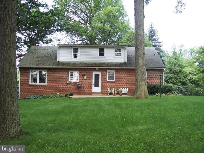 505 Rolling Rd. Catonsville, MD 21228 - Photo 6 of 22 Exterior (Rear)
