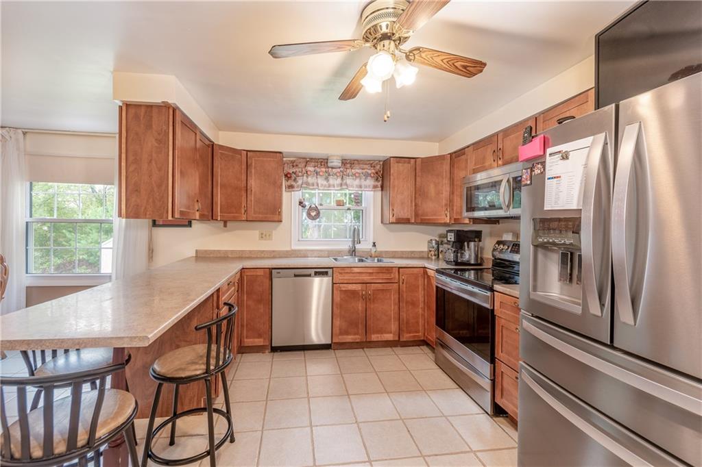 1331 Old Meadow Road Pittsburgh, PA 15241 - Photo 9 of 25 Gallery Image 9