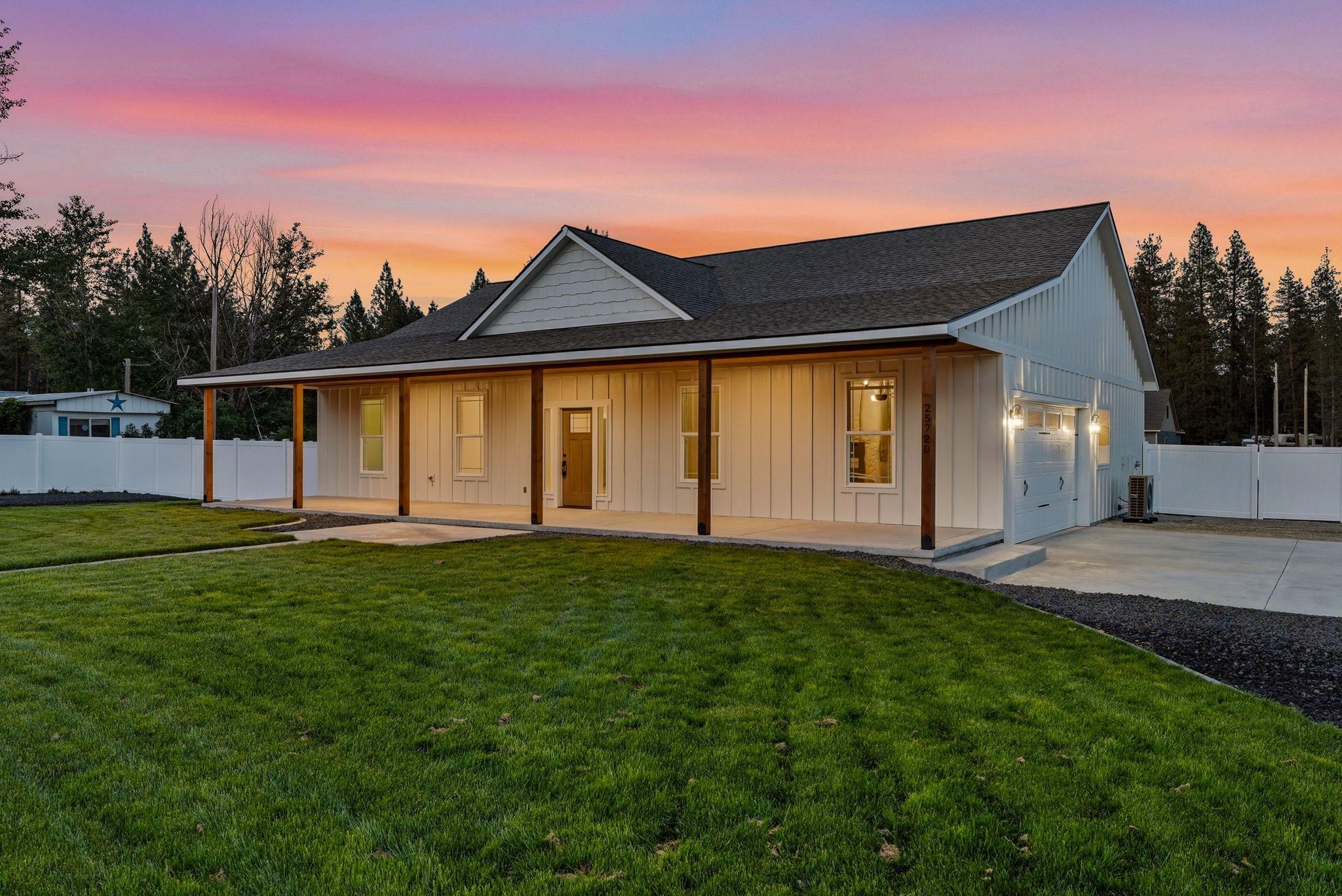 25720 North Yale Road Chattaroy, WA 99003 - Photo 3 of 31