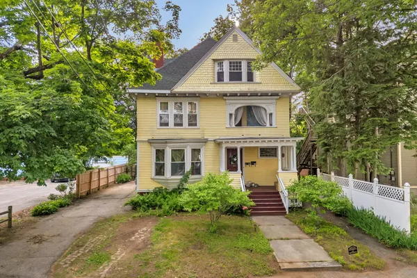 $450,000 | 21 Laurel Avenue, Auburn, ME 04210