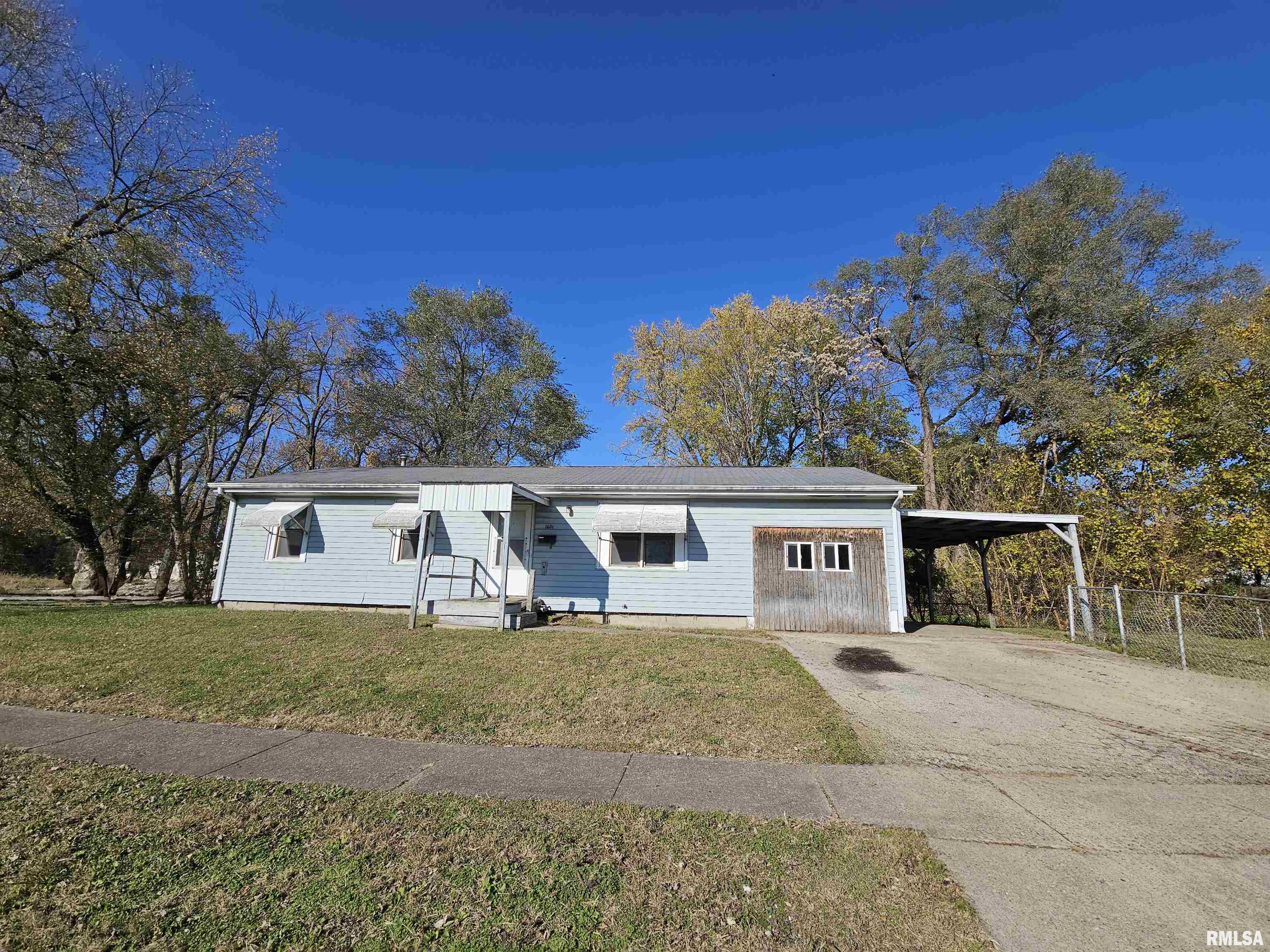1601 East Brown Street Springfield, IL 62703 - Photo 1 of 21