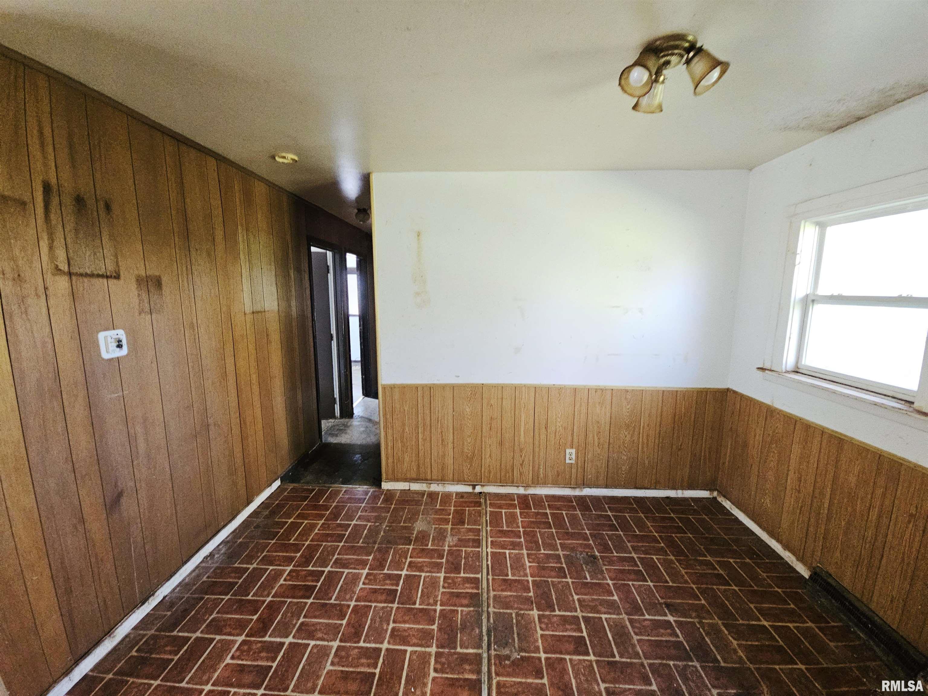 1601 East Brown Street Springfield, IL 62703 - Photo 12 of 21