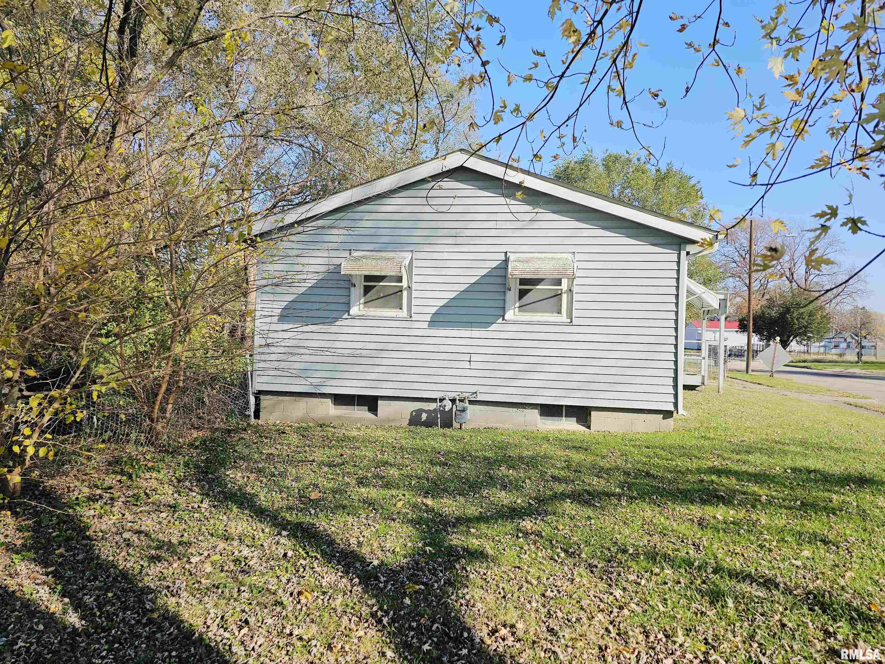 1601 East Brown Street Springfield, IL 62703 - Photo 3 of 21