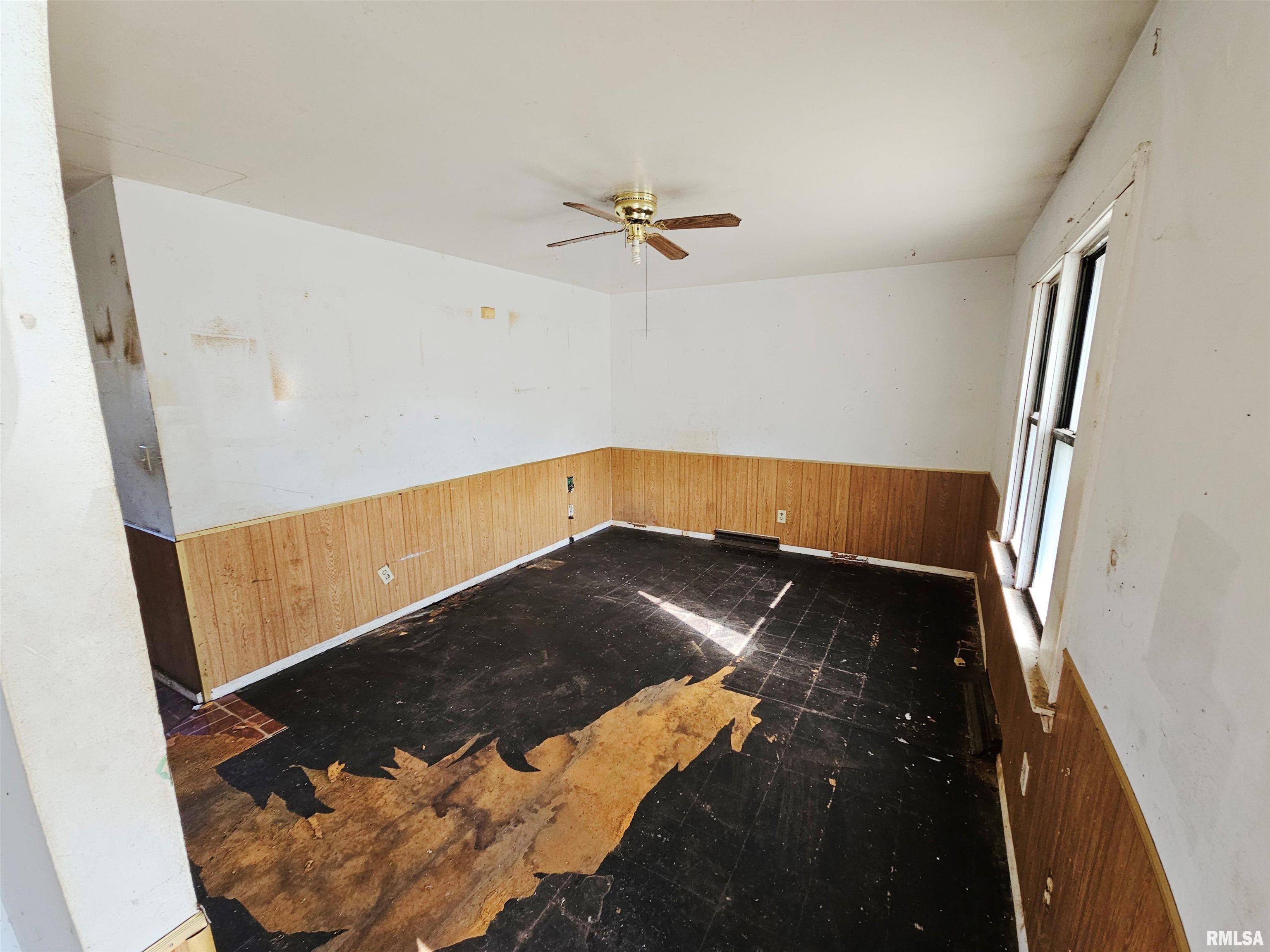 1601 East Brown Street Springfield, IL 62703 - Photo 4 of 21