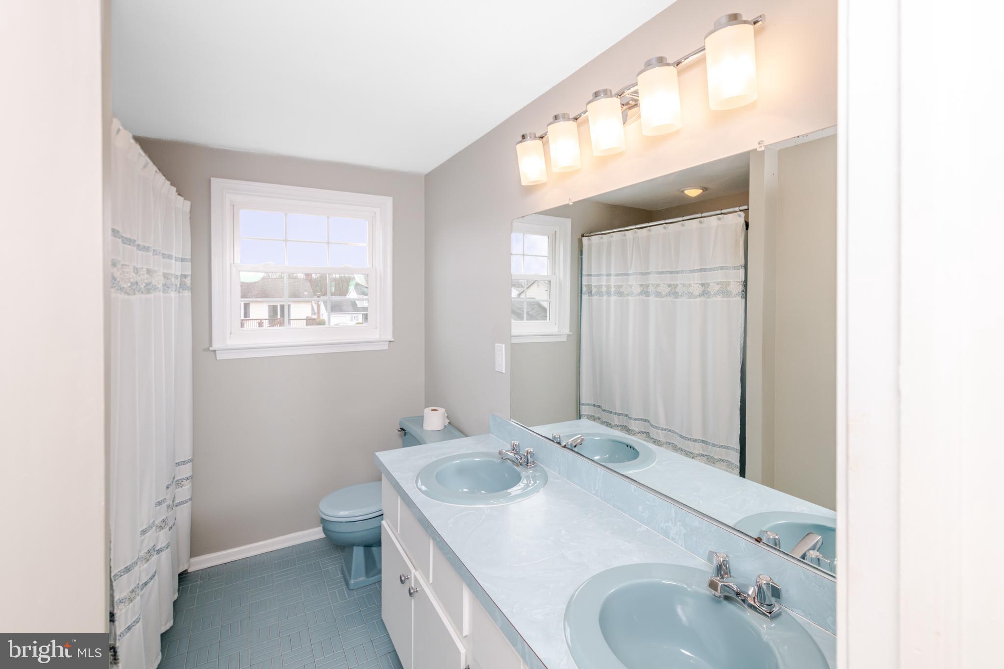 354 Harford Road Somerdale, NJ 08083 - Photo 41 of 50 Main Bathroom with double sinks