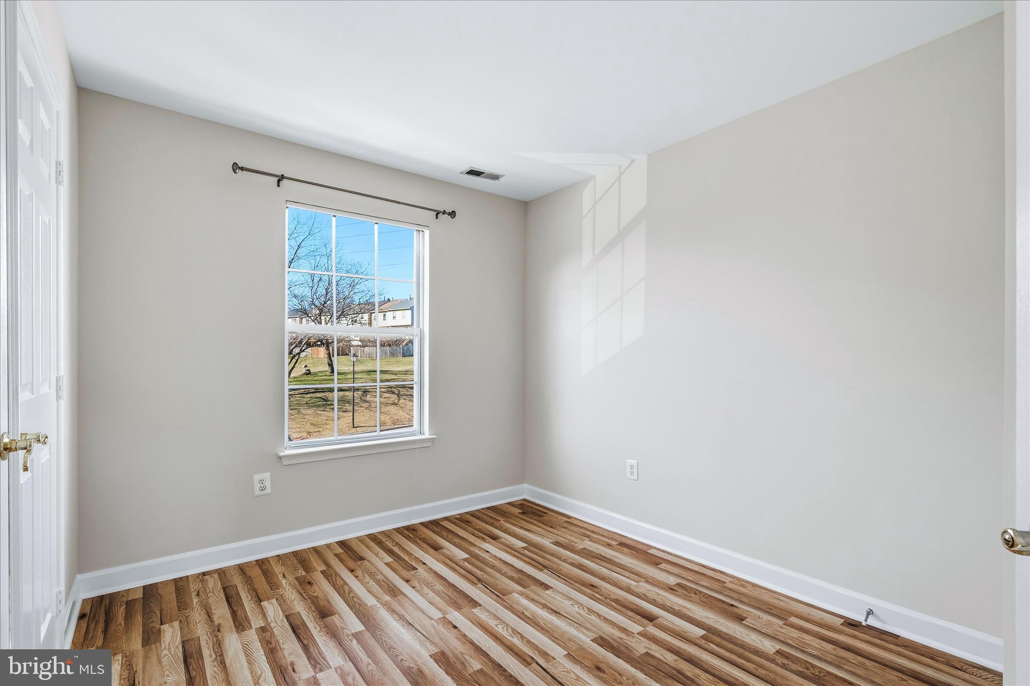 6414 View Point Court Frederick, MD 21703 - Photo 20 of 33 Bedroom 3