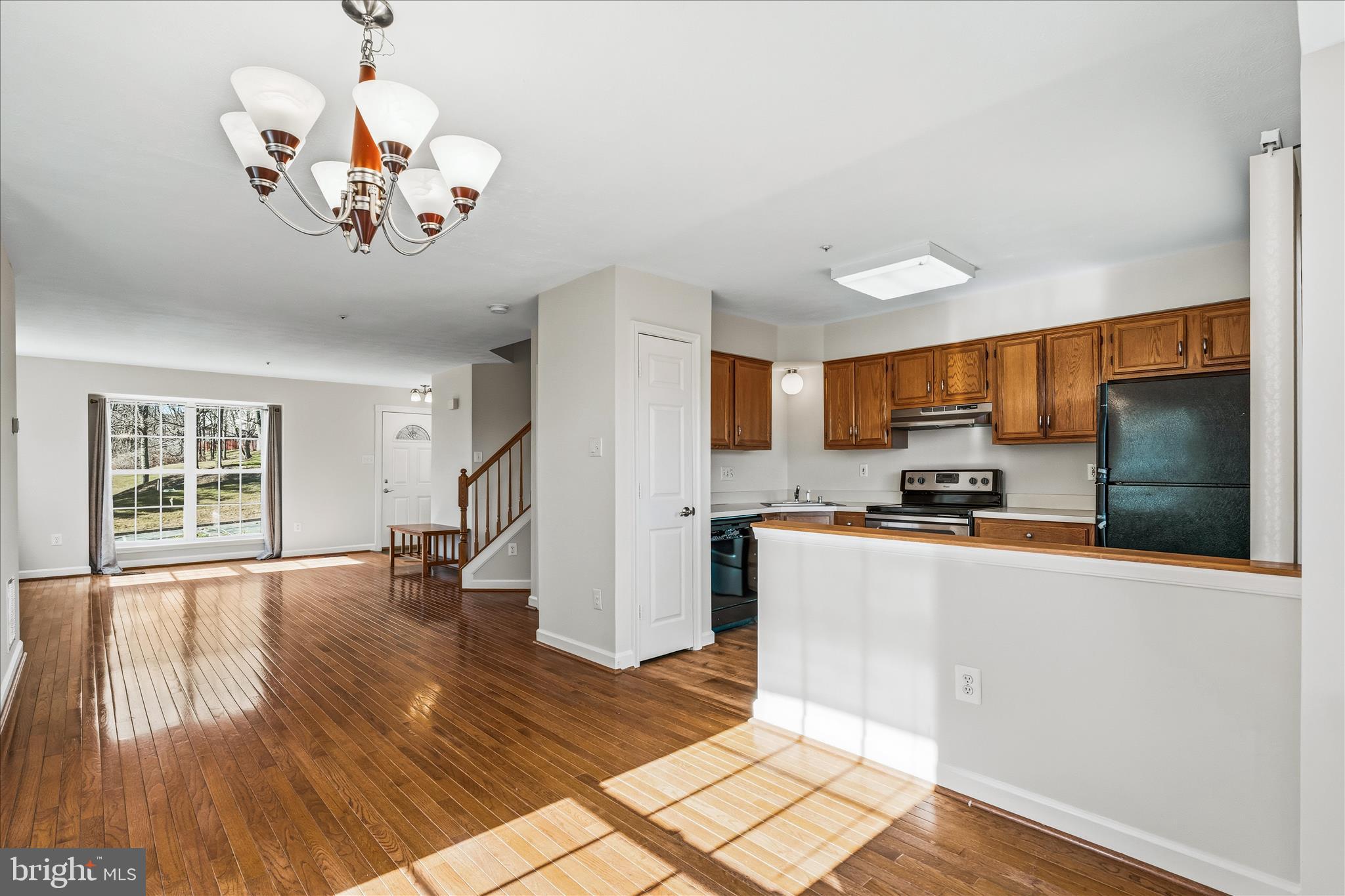 6414 View Point Court Frederick, MD 21703 - Photo 9 of 33 Main floor