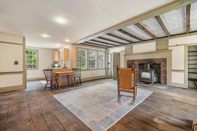 $395,000 | 516 Brooklyn Road, Canterbury, CT 06331