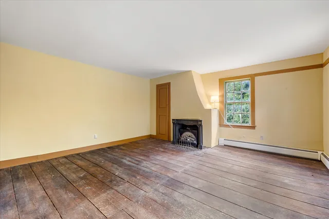 $395,000 | 516 Brooklyn Road, Canterbury, CT 06331