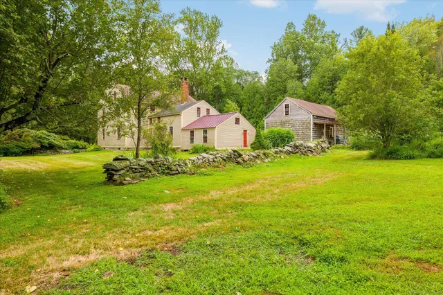 $395,000 | 516 Brooklyn Road, Canterbury, CT 06331