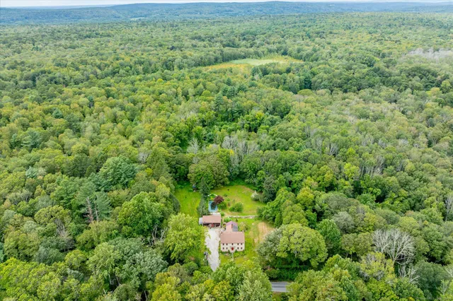 $395,000 | 516 Brooklyn Road, Canterbury, CT 06331