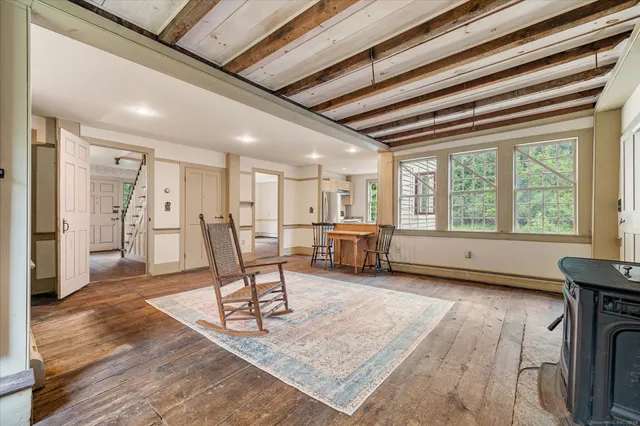 $395,000 | 516 Brooklyn Road, Canterbury, CT 06331