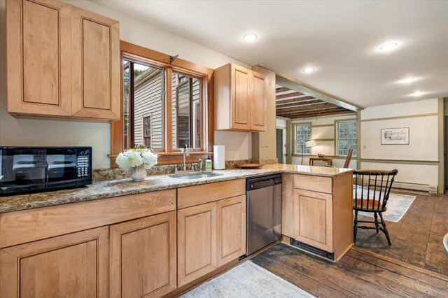 $395,000 | 516 Brooklyn Road, Canterbury, CT 06331