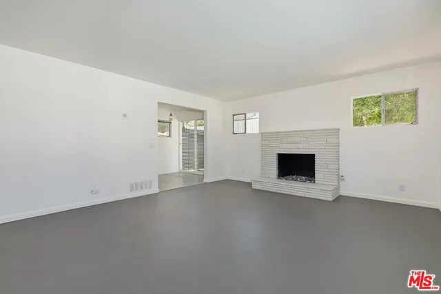 $1,995,000 | 975 East Camino Parocela, Palm Springs, CA 92264