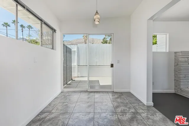 $1,995,000 | 975 East Camino Parocela, Palm Springs, CA 92264