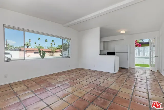 $1,995,000 | 975 East Camino Parocela, Palm Springs, CA 92264