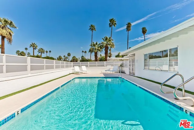 $1,995,000 | 975 East Camino Parocela, Palm Springs, CA 92264