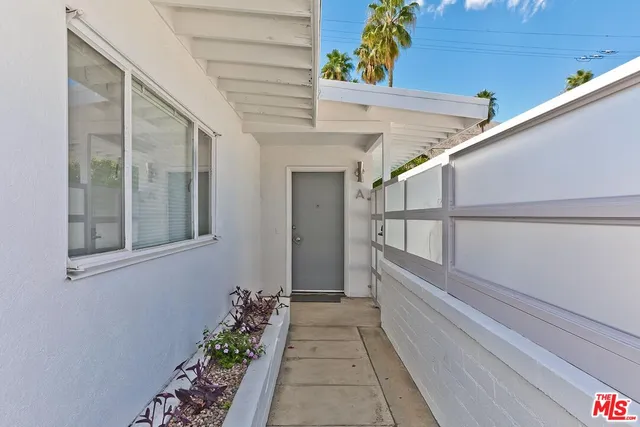 $1,995,000 | 975 East Camino Parocela, Palm Springs, CA 92264