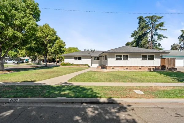 $415,000 | 4627 North Ila Avenue, Fresno, CA 93705