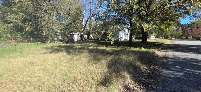 $10,000 | 1325 South H Street, Arkansas City, KS 67005