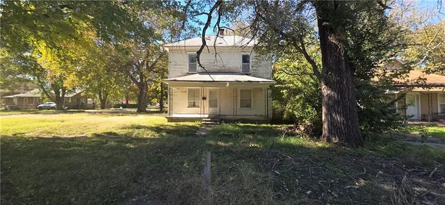 $10,000 | 1325 South H Street, Arkansas City, KS 67005
