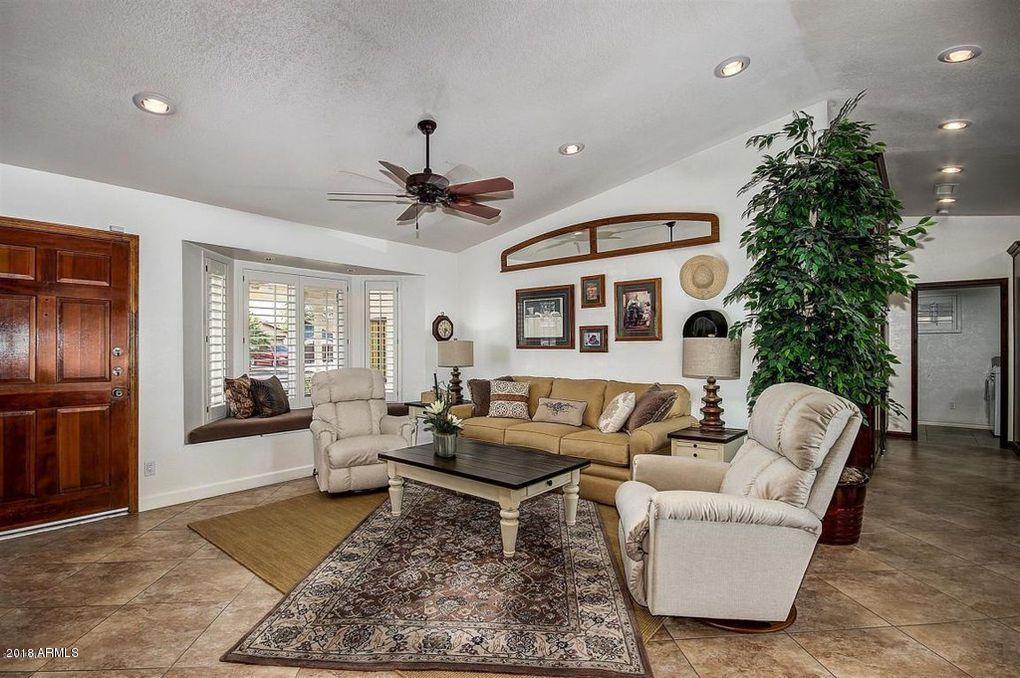 2039 South Ext Road Mesa, AZ 85210 - Photo 2 of 20 ae78c866a583d19ccfa58bb52f2ae470l-m1xd-w