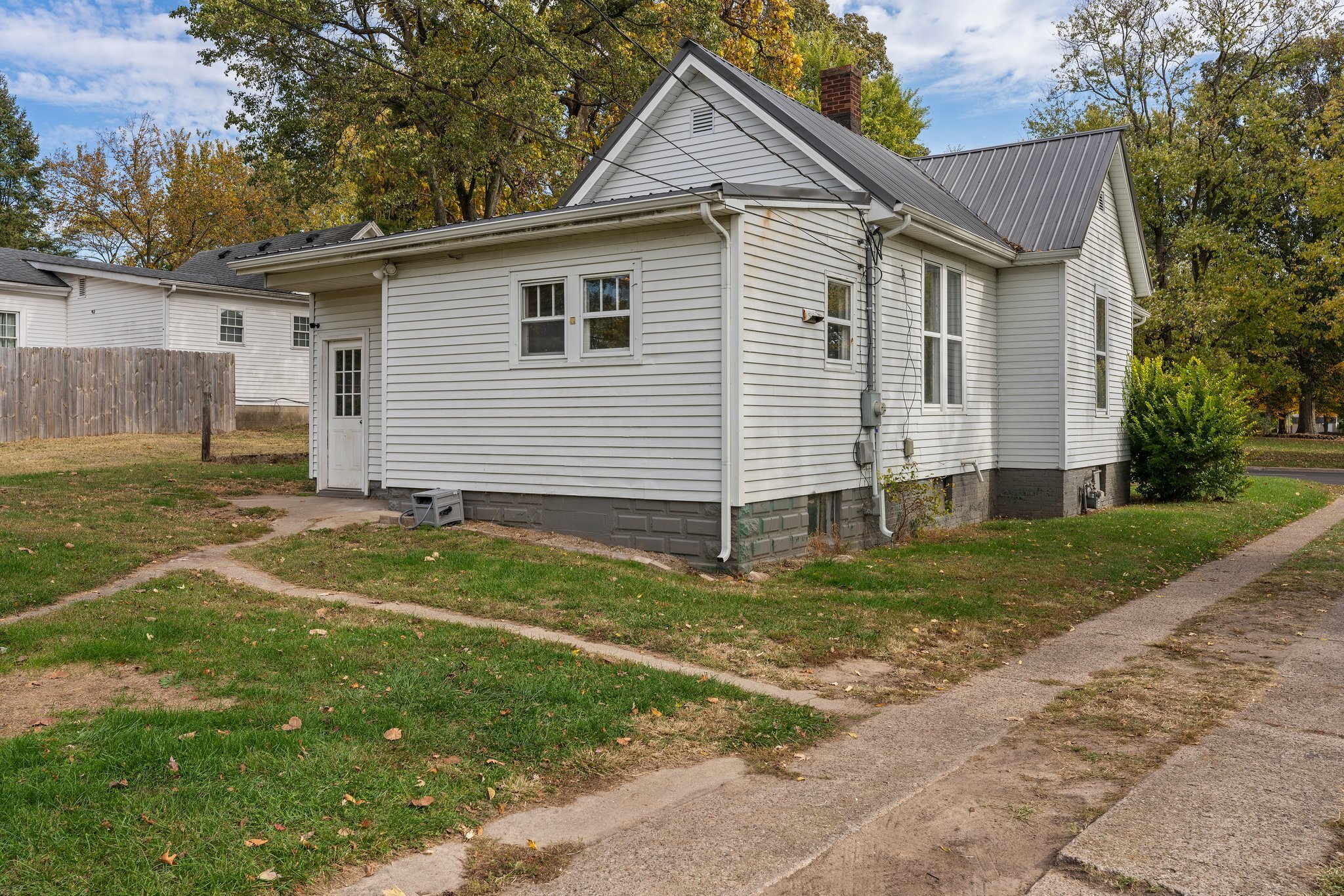 906 South Walnut Street Seymour, IN 47274 - Photo 18 of 20